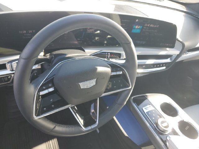 Certified 2024 Cadillac Lyriq Luxury AWD/4WD image 15