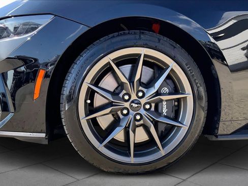 Used 2024 Ford Mustang Dark Horse image 10