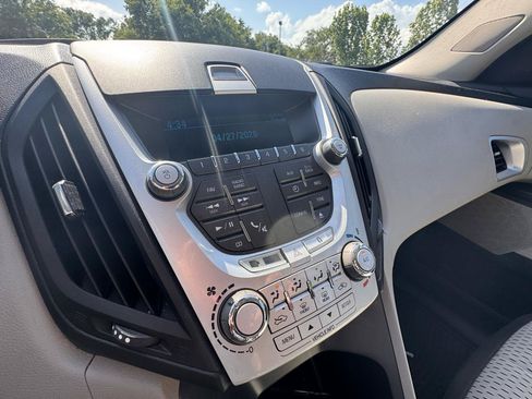 Used 2014 Chevrolet Equinox LS FWD image 25