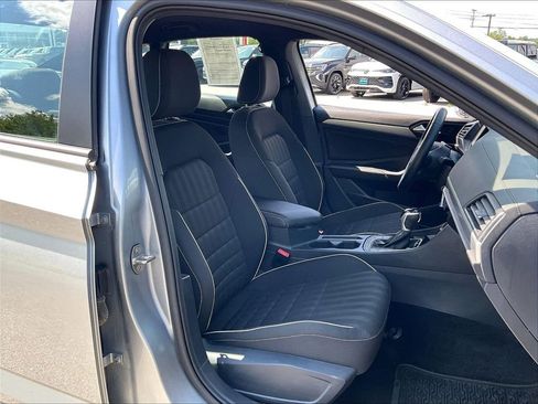 Used 2023 Volkswagen Jetta Sport FWD image 10