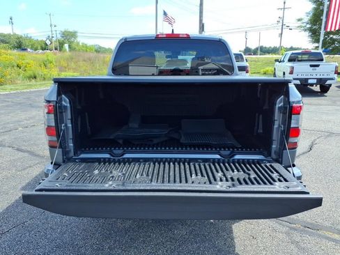 Certified 2023 Nissan Frontier SV w/ Technology Package AWD/4WD image 12