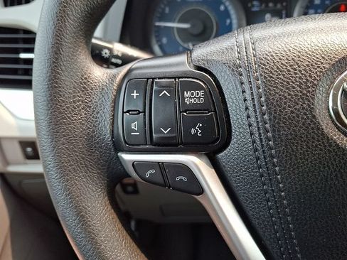 Certified 2020 Toyota Sienna LE FWD image 20