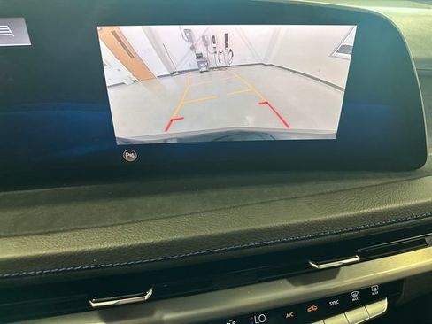 Certified 2024 Cadillac XT4 Sport AWD/4WD image 12