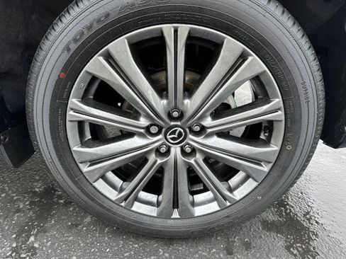 Certified 2025 MAZDA CX-5 Signature image 30