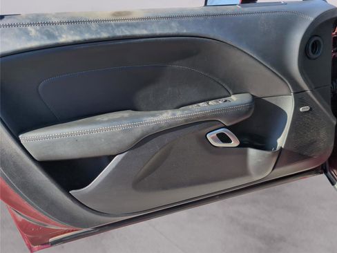 Used 2020 Dodge Challenger R/T w/ Plus Package image 15