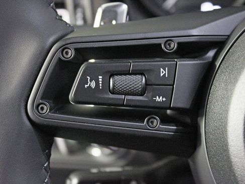 Certified 2026 Porsche Macan Turbo image 23