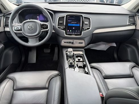 Used 2023 Volvo XC90 B6 Ultimate w/ Protection Package Premier AWD/4WD image 23