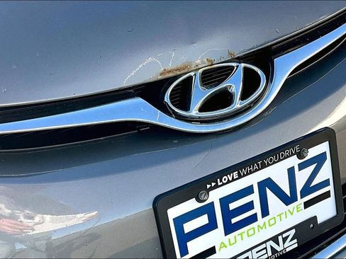 Used 2014 Hyundai Elantra SE w/ Option Group 02 FWD image 25