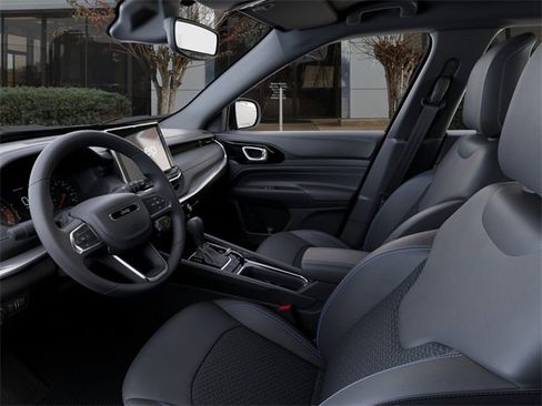 New 2026 Jeep Compass Latitude image 22
