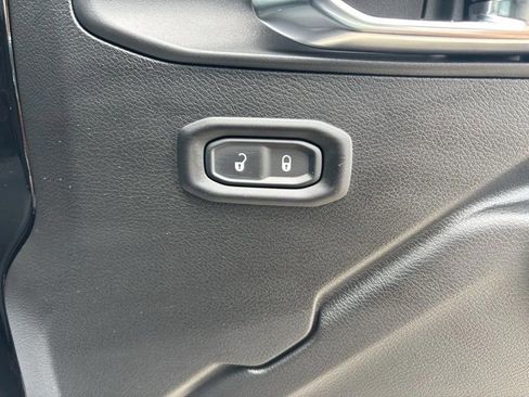 New 2025 Jeep Gladiator Sport AWD/4WD image 29