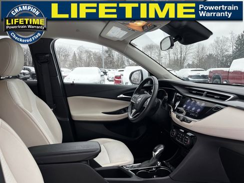 Used 2023 Buick Encore GX Select image 32