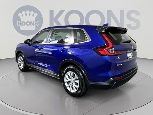 Used 2024 Honda CR-V LX image 8