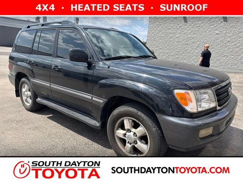 Used 2004 Toyota Land Cruiser AWD/4WD image 1