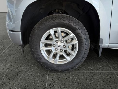 Used 2024 Chevrolet Silverado 1500 RST AWD/4WD image 20