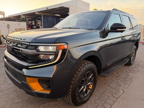 Certified 2025 Ford Expedition Tremor AWD/4WD image 10