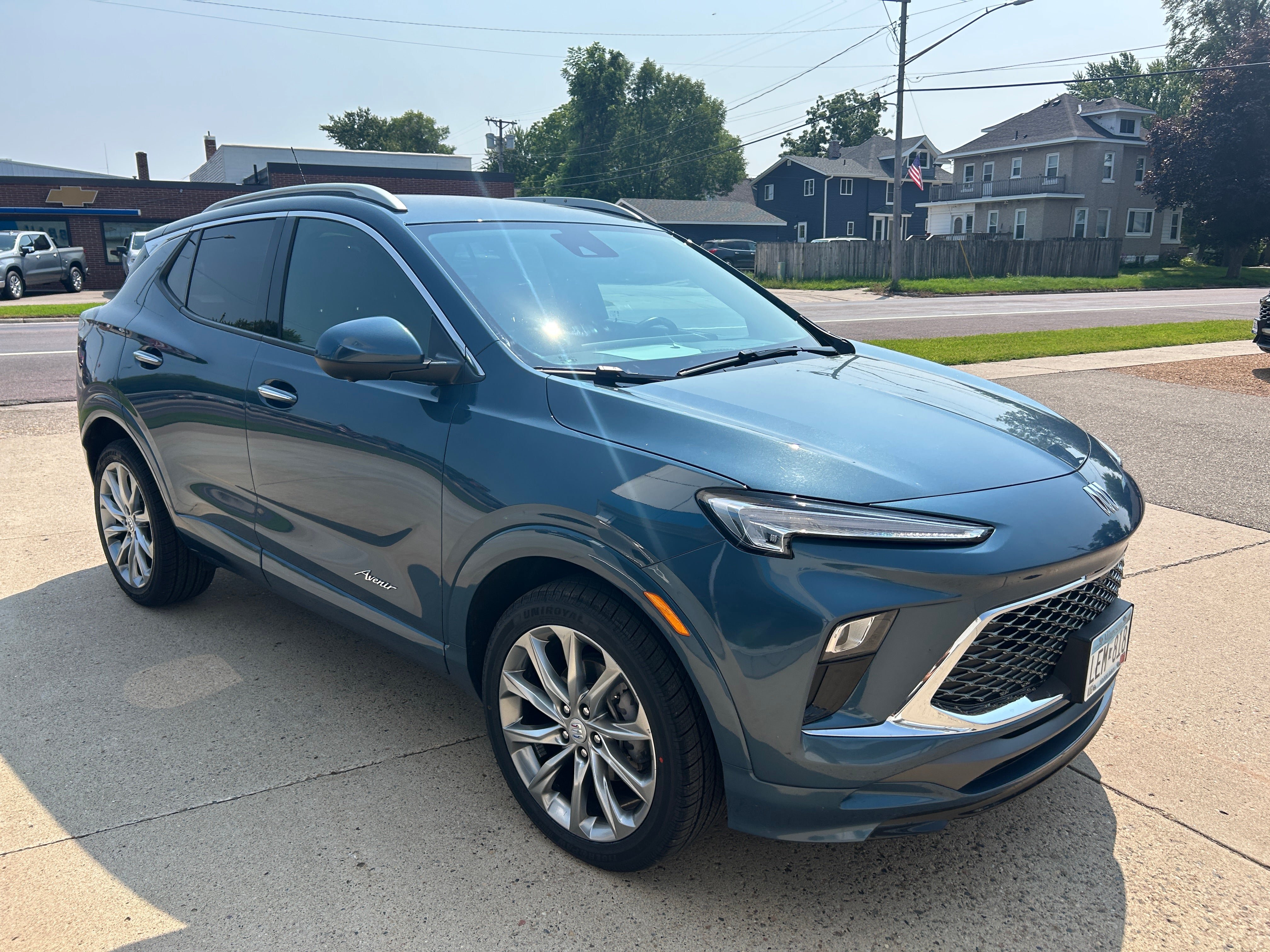Used 2024 Buick Encore GX Avenir w/ Avenir Technology Package AWD/4WD image 4