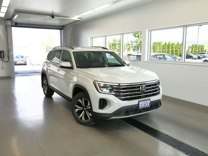 New 2026 Volkswagen Atlas SE
