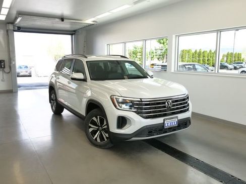 New 2026 Volkswagen Atlas SE AWD/4WD image 1