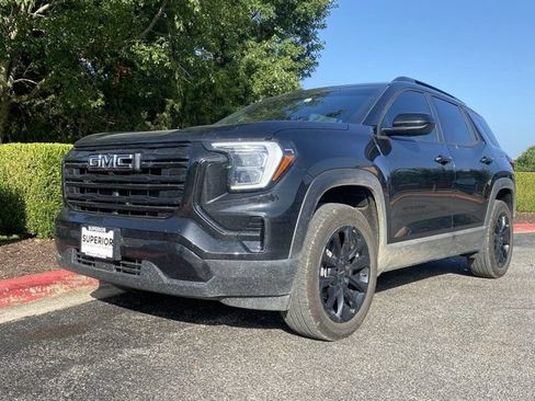 Used 2026 GMC Terrain Elevation w/ Elevation Premium Package FWD image 10