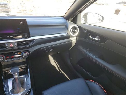 Certified 2022 Kia Forte GT w/ GT2 Package image 9