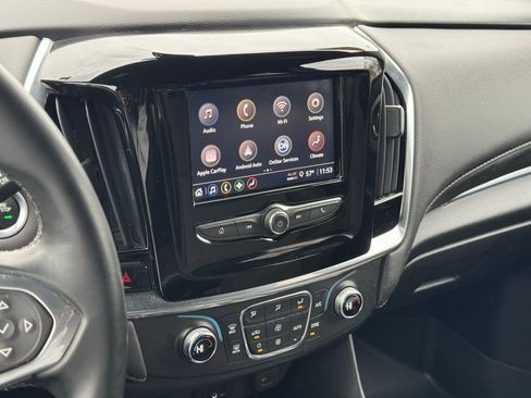 Used 2023 Chevrolet Traverse LT image 33