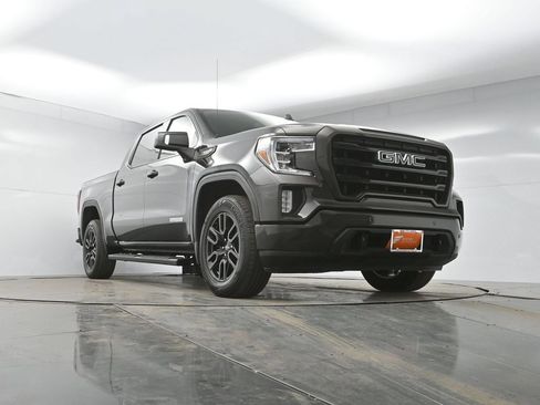 Used 2021 GMC Sierra 1500 Elevation w/ LPO, Elevation Black Package AWD/4WD image 39