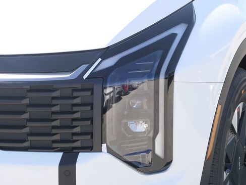 New 2026 Kia Sportage LX image 8