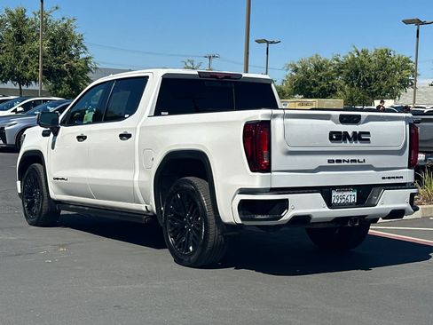 Used 2022 GMC Sierra 1500 Denali Ultimate AWD/4WD image 7