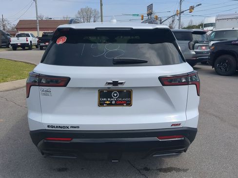 New 2026 Chevrolet Equinox RS w/ Convenience Package III AWD/4WD image 7