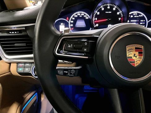 Certified 2023 Porsche Panamera 4 Platinum Edition image 23