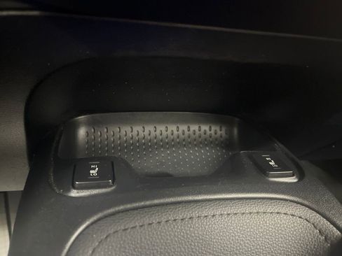 Used 2020 Toyota Corolla XSE image 70