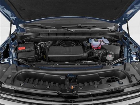 New 2026 Chevrolet Suburban Premier image 8