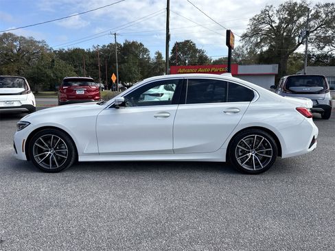 Used 2020 BMW 330i Sedan w/ Convenience Package image 2