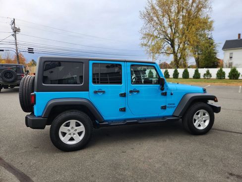 Used 2017 Jeep Wrangler Unlimited Sport w/ Quick Order Package 24S image 17