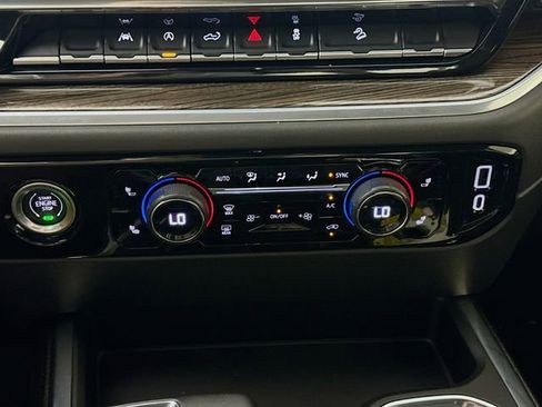 Used 2022 Chevrolet Silverado 1500 LT Trail Boss w/ Protection Package image 16