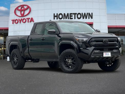 New 2026 Toyota Tacoma SR5 AWD/4WD image 2