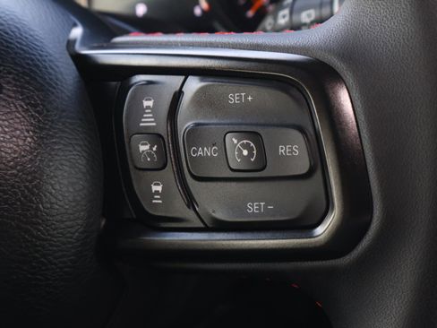 Used 2024 Jeep Wrangler Unlimited Rubicon w/ Technology Group image 27