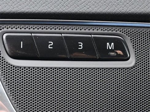 Used 2022 Volvo XC90 T6 Momentum w/ Climate Package image 30