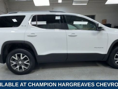 Certified 2023 GMC Acadia SLE w/ Driver Convenience Package image 11