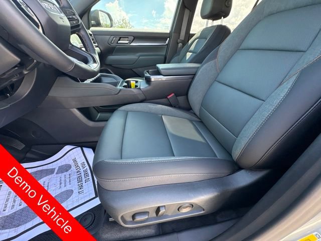 New 2026 GMC Terrain AT4 w/ Convenience Package III AWD/4WD image 11