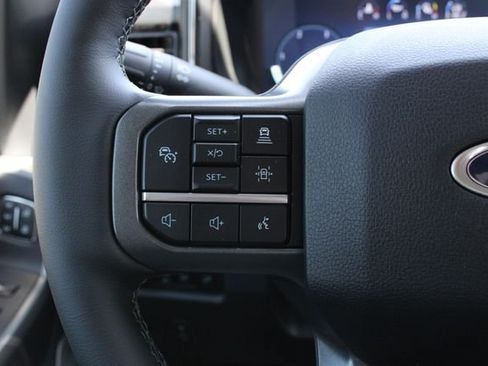 New 2026 Ford F250 Lariat w/ Black Appearance Package AWD/4WD image 12