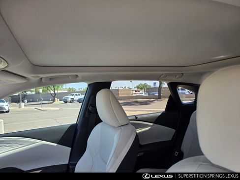 New 2026 Lexus RX 450h AWD image 13