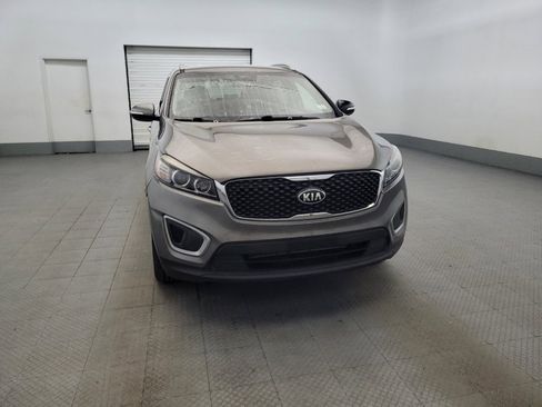 Used 2018 Kia Sorento AWD image 14