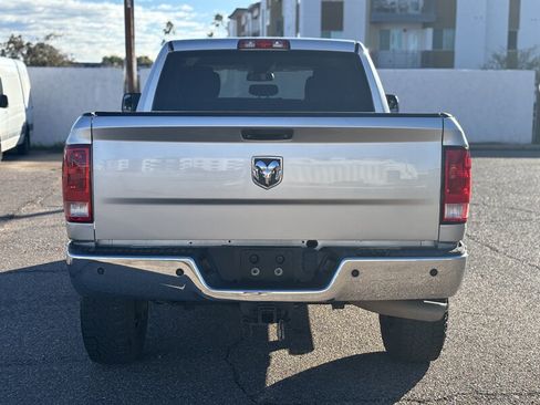 Used 2015 RAM 2500 Tradesman w/ Chrome Appearance Group AWD/4WD image 4
