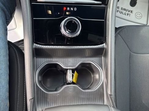 Used 2025 Jeep Grand Cherokee Laredo w/ Luxury Tech Group I image 13