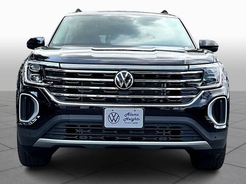 New 2026 Volkswagen Atlas SE FWD image 3