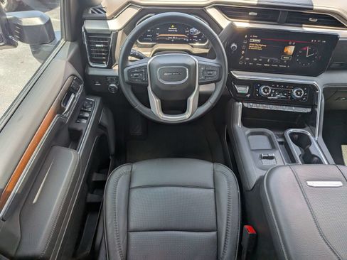 Certified 2026 GMC Sierra 2500 Denali w/ Denali Reserve Package AWD/4WD image 16