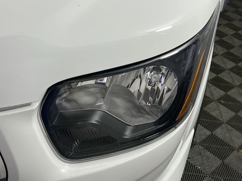 Used 2024 Ford Transit 350 XLT image 11