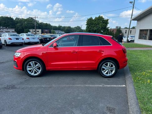 Used 2018 Audi Q3 2.0T Premium Plus w/ Premium Plus Package AWD/4WD image 3