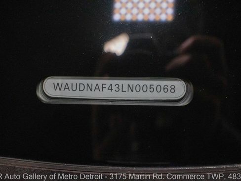 Used 2020 Audi A4 2.0T Premium w/ Convenience Package image 17